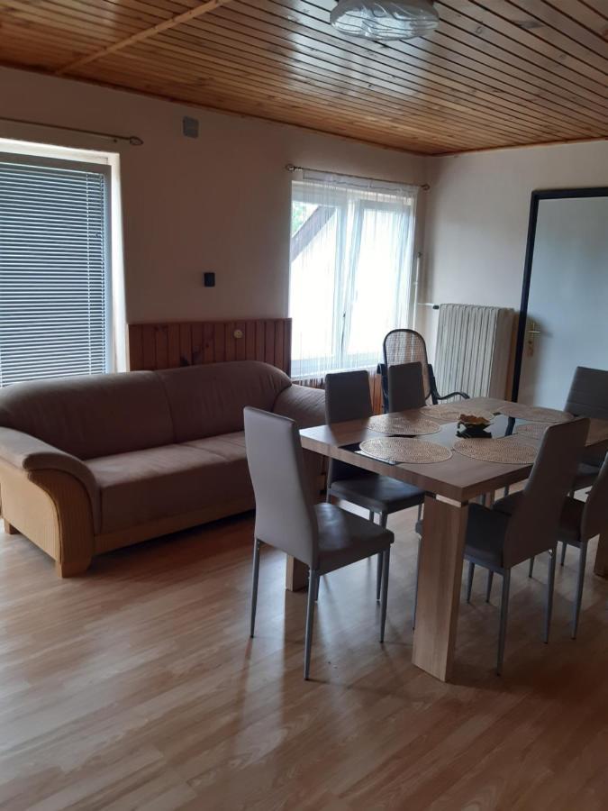 Toldi Apartman Hotel Keszthely Exterior photo