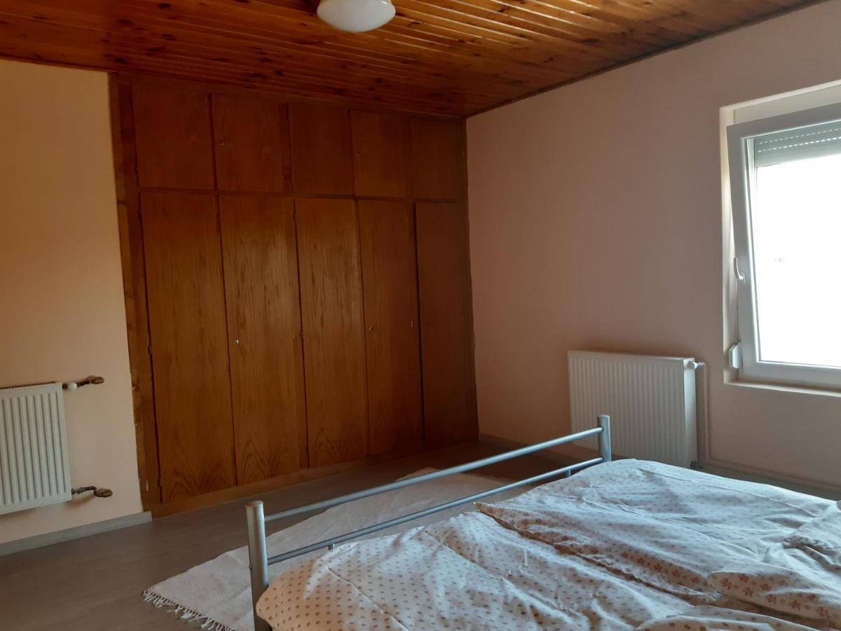 Toldi Apartman Hotel Keszthely Exterior photo